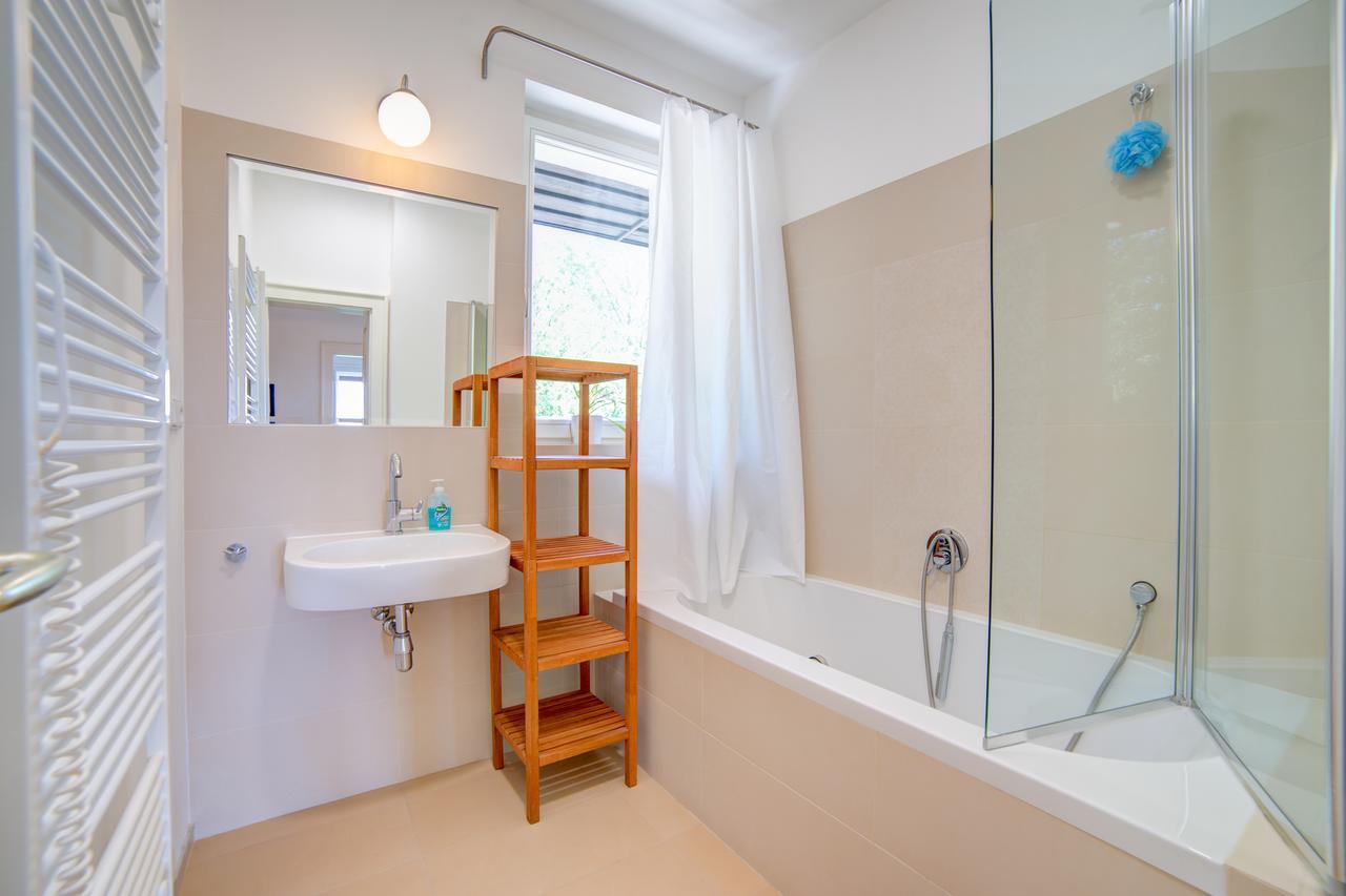 Nosislav Apartments Экстерьер фото